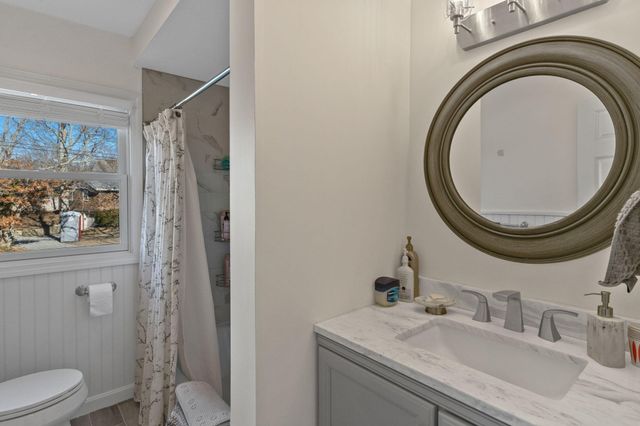 108 Lucerne Avenue, Falmouth, MA 02540