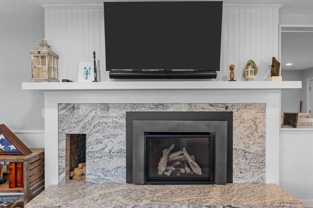 108 Lucerne Avenue, Falmouth, MA 02540