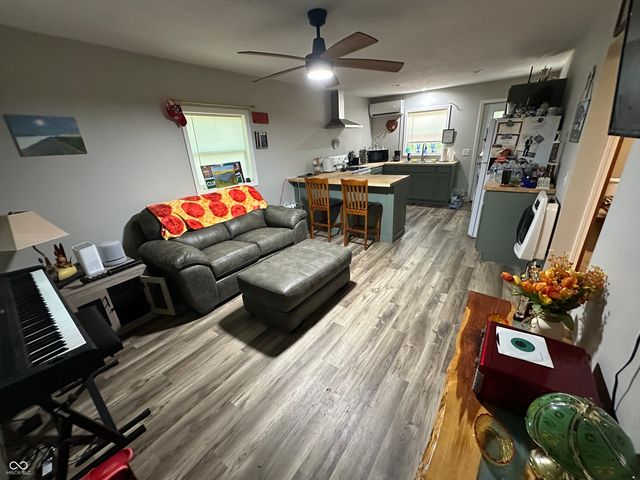 191 Schores Lane, Bedford, IN 47421