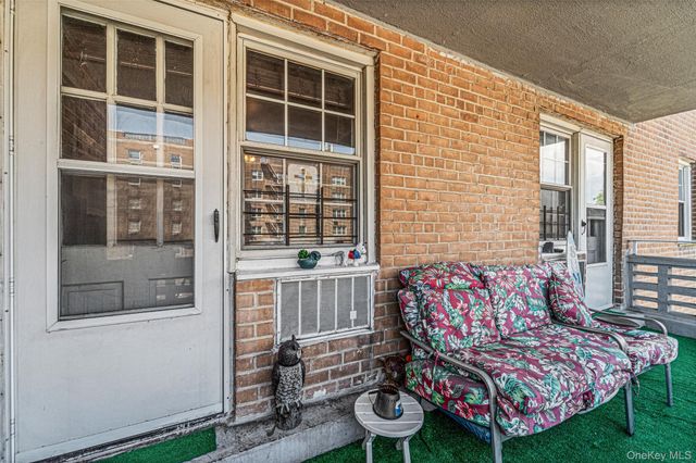8429 153rd Avenue 3CD, Howard Beach, NY 11414