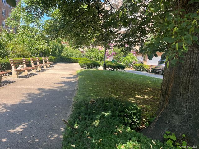 8429 153rd Avenue 3CD, Howard Beach, NY 11414