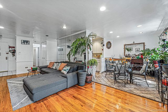 8429 153rd Avenue 3CD, Howard Beach, NY 11414