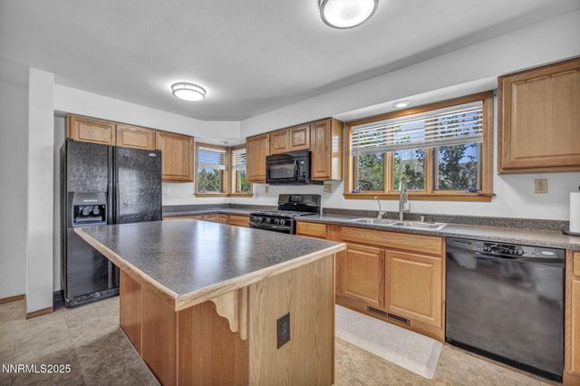 670 Valle Verde Drive, Sparks, NV 89441