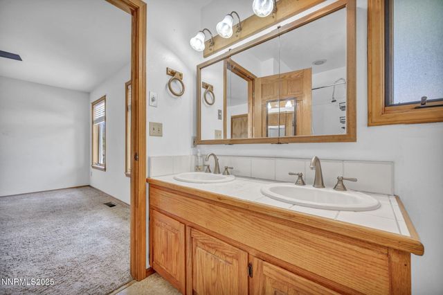 670 Valle Verde Drive, Sparks, NV 89441