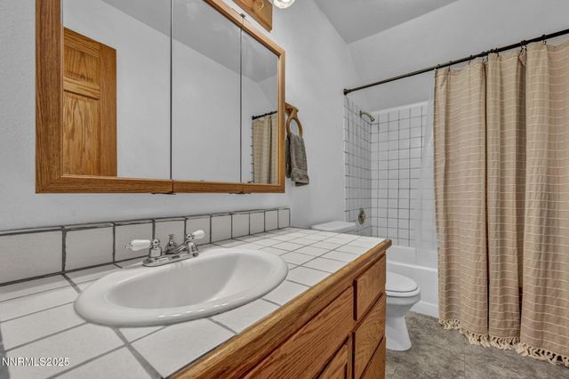 670 Valle Verde Drive, Sparks, NV 89441