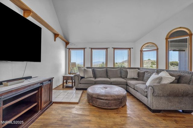 670 Valle Verde Drive, Sparks, NV 89441