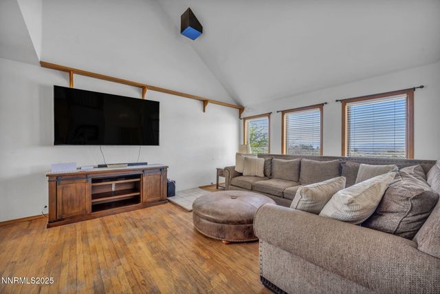 670 Valle Verde Drive, Sparks, NV 89441