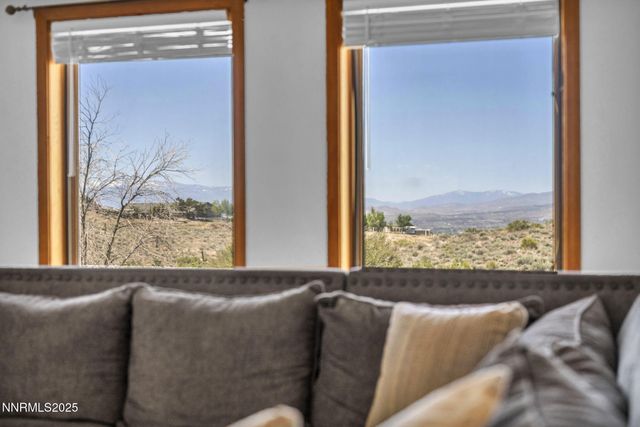 670 Valle Verde Drive, Sparks, NV 89441