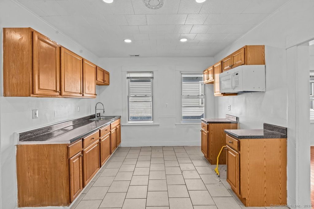 56 Blake Street 2, New Haven, CT 06511