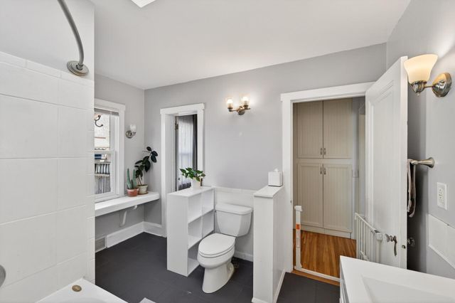 2824 Stinson Boulevard, Minneapolis, MN 55418