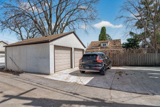 2824 Stinson Boulevard, Minneapolis, MN 55418