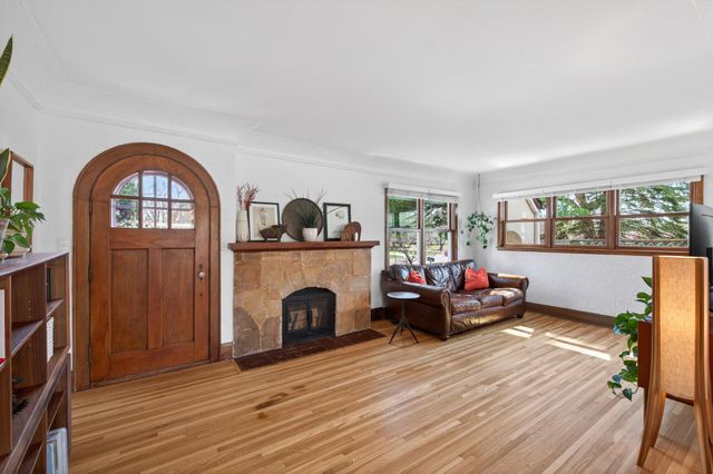 2824 Stinson Boulevard, Minneapolis, MN 55418