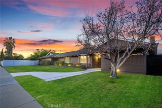 22349 Vanowen, Canoga Park, CA 91303