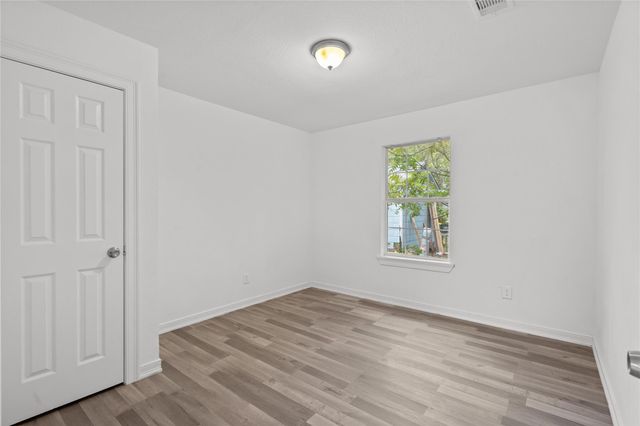 99 Brownwood Drive A, Baytown, TX 77520