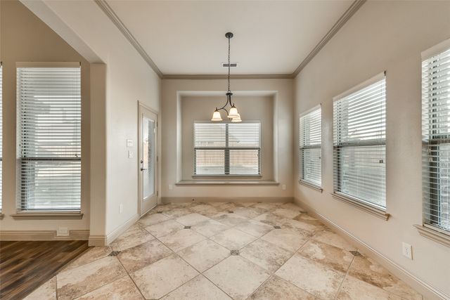 110 Thoroughbred Street, Waxahachie, TX 75165