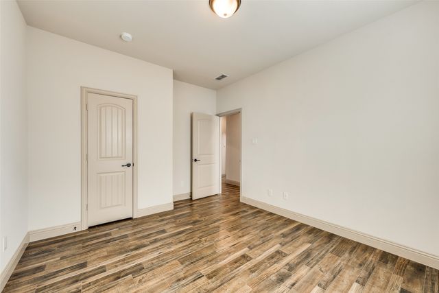 110 Thoroughbred Street, Waxahachie, TX 75165