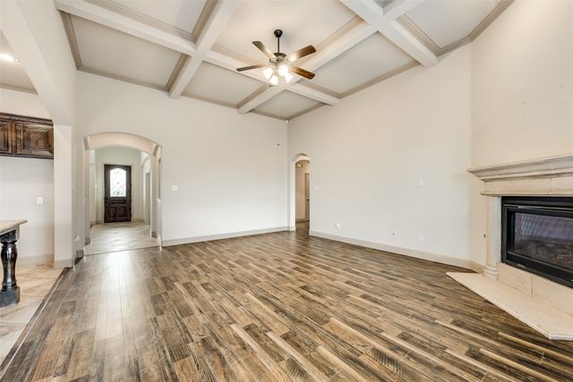 110 Thoroughbred Street, Waxahachie, TX 75165