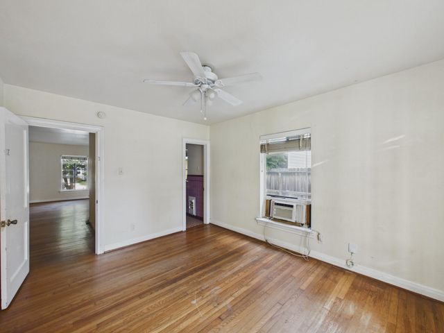 1823 W Main Street 1, Houston, TX 77098