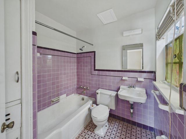1823 W Main Street 1, Houston, TX 77098