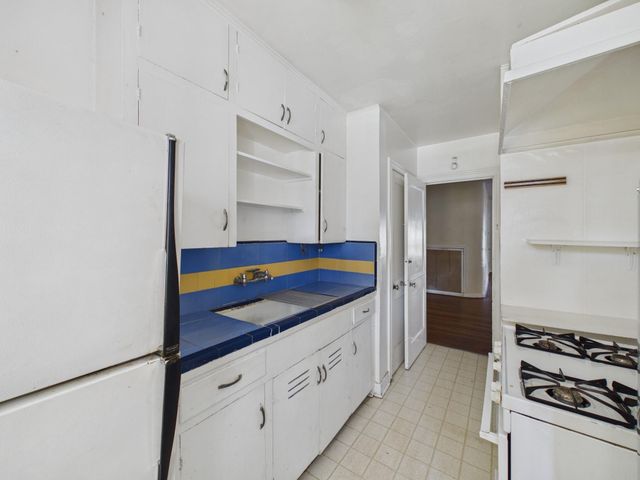 1823 W Main Street 1, Houston, TX 77098