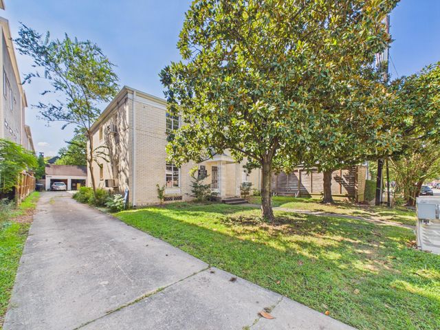 1823 W Main Street 1, Houston, TX 77098