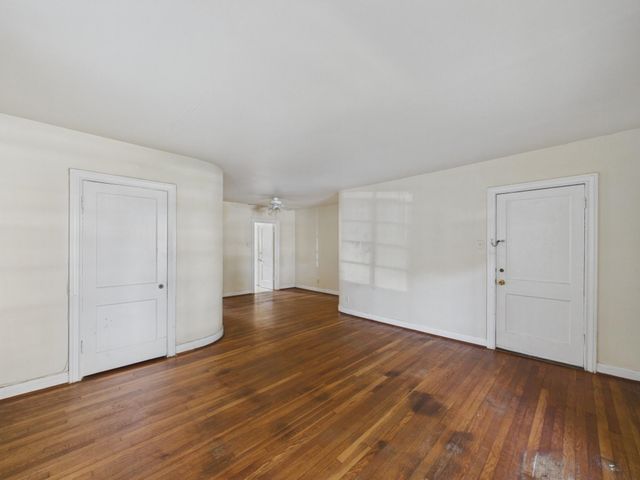 1823 W Main Street 1, Houston, TX 77098