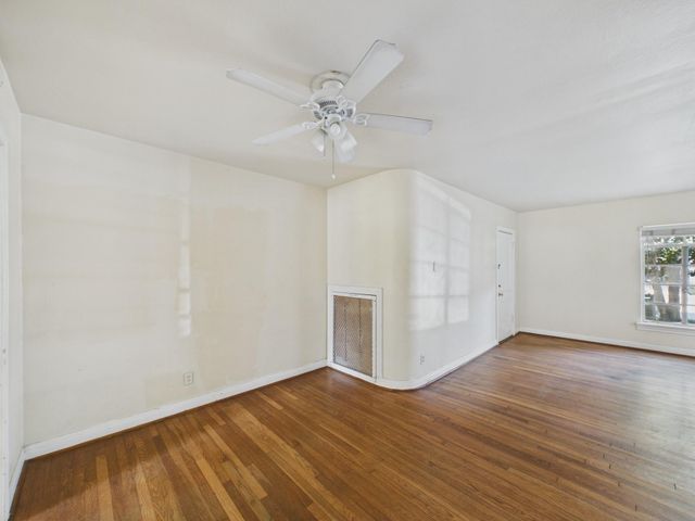 1823 W Main Street 1, Houston, TX 77098