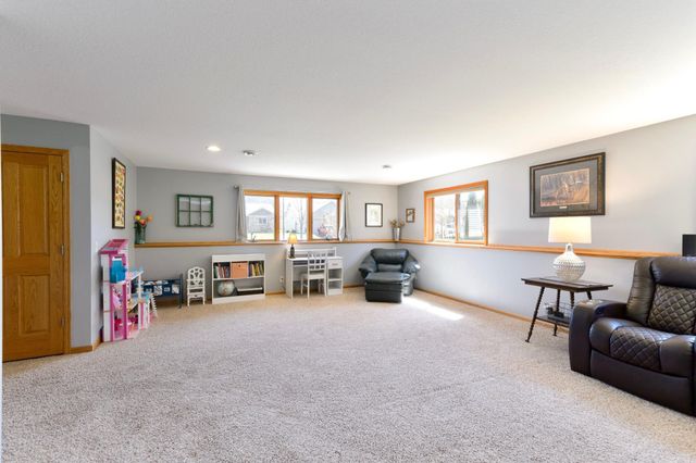 357 Glenmeadow Street, River Falls, WI 54022