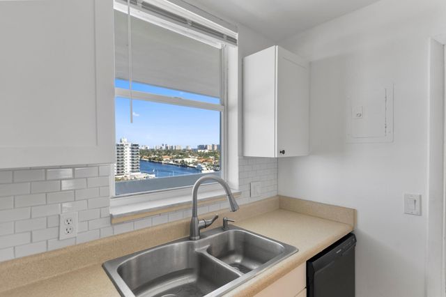 3100 NE 49th Street 1008, Fort Lauderdale, FL 33308