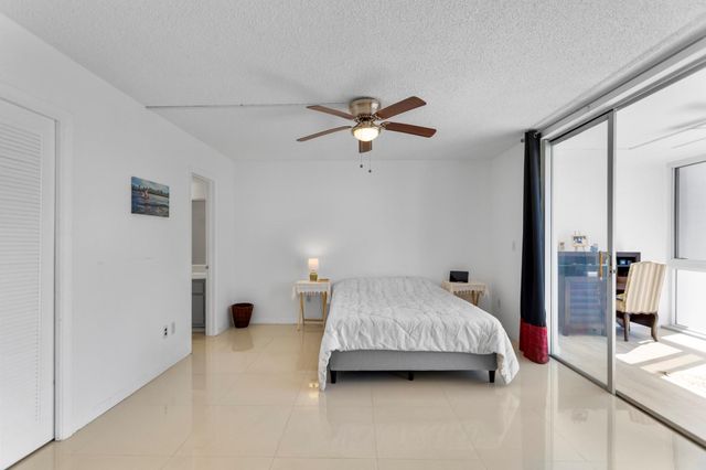 3100 NE 49th Street 1008, Fort Lauderdale, FL 33308
