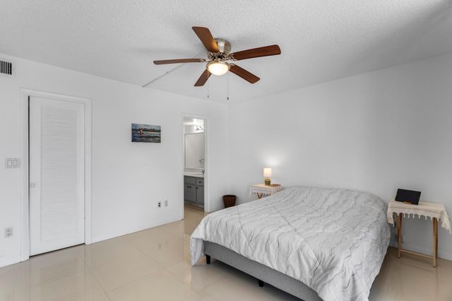 3100 NE 49th Street 1008, Fort Lauderdale, FL 33308