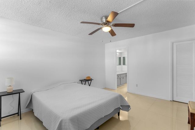 3100 NE 49th Street 1008, Fort Lauderdale, FL 33308