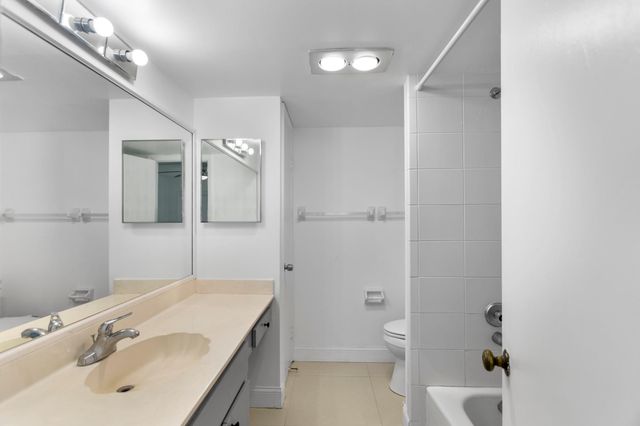 3100 NE 49th Street 1008, Fort Lauderdale, FL 33308