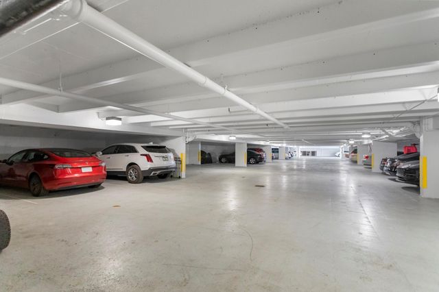 3100 NE 49th Street 1008, Fort Lauderdale, FL 33308