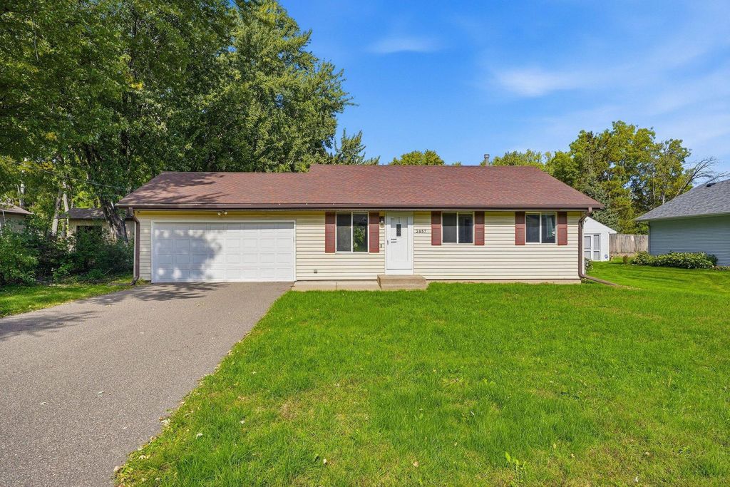 2657 5th Street E, Maplewood, MN 55119 — photo 2