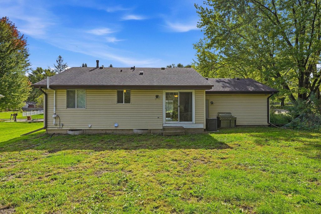 2657 5th Street E, Maplewood, MN 55119 — photo 4
