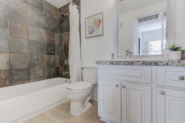 2106 Cullen Ave 208, Austin, TX 78757