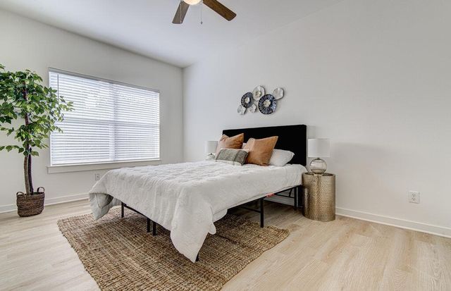 2106 Cullen Ave 208, Austin, TX 78757