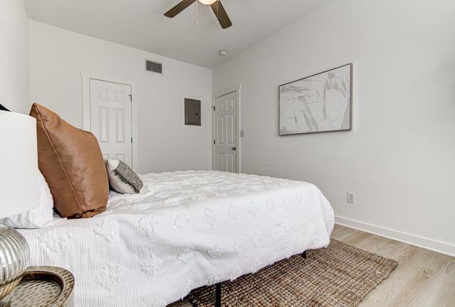 2106 Cullen Ave 208, Austin, TX 78757