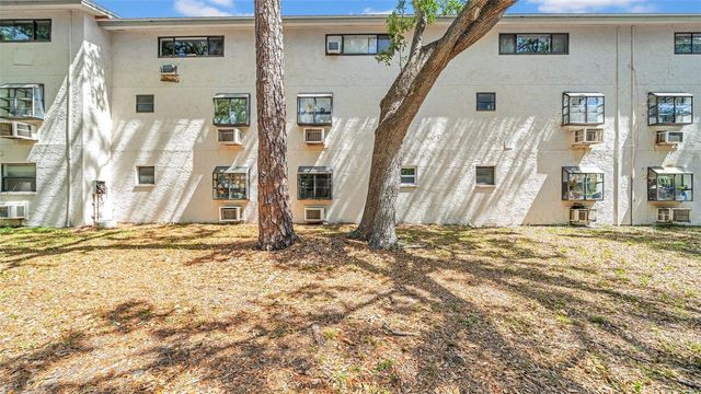 2122 BRADFORD STREET 505, Clearwater, FL 33760