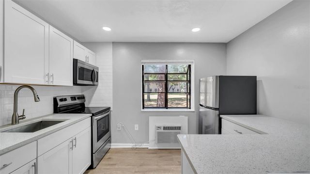 2122 BRADFORD STREET 505, Clearwater, FL 33760