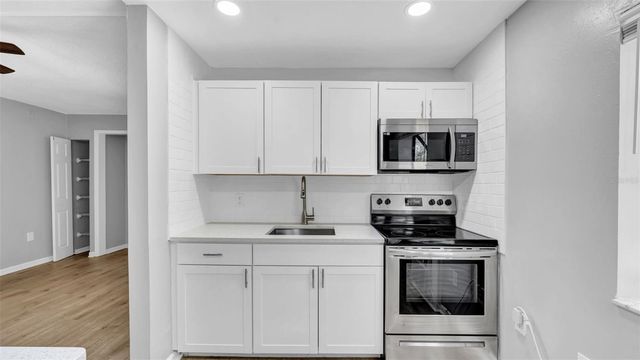 2122 BRADFORD STREET 505, Clearwater, FL 33760