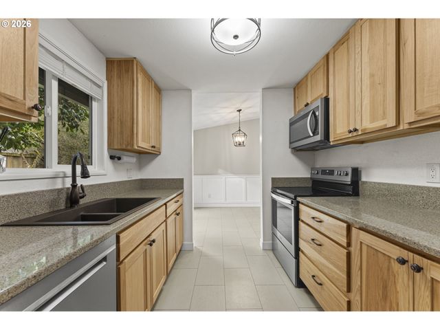 9637 Sw 51ST Ave, Portland, OR 97219