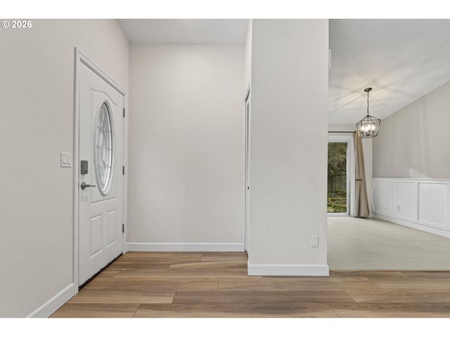 9637 Sw 51ST Ave, Portland, OR 97219