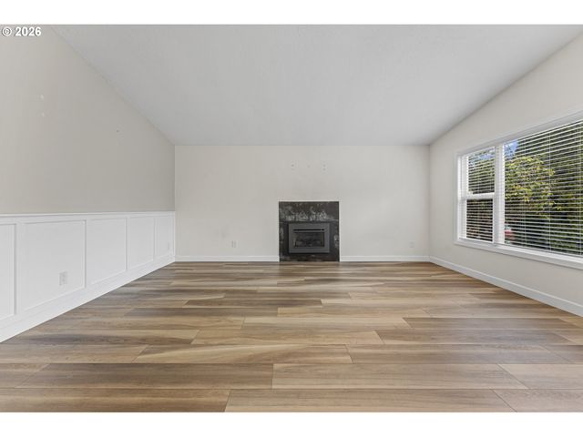 9637 Sw 51ST Ave, Portland, OR 97219