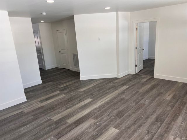 303 E North Street, Winslow, IN 47598