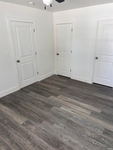 303 E North Street, Winslow, IN 47598