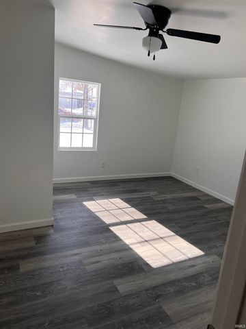 303 E North Street, Winslow, IN 47598