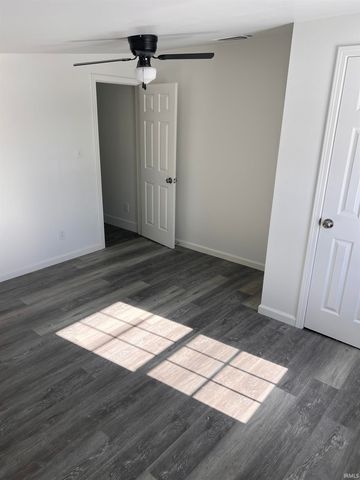 303 E North Street, Winslow, IN 47598