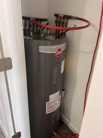 303 E North Street, Winslow, IN 47598